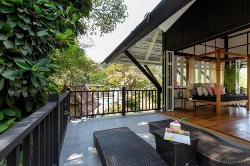 Patong Garden House - Luxury Villa in Patong Hills ภูเก็ต