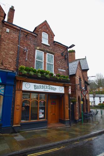 ทัศนียภาพภายนอกโรงแรม, Lymm Village Apartment in ลัม