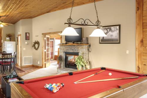 Pandora's Hideaway - image 12