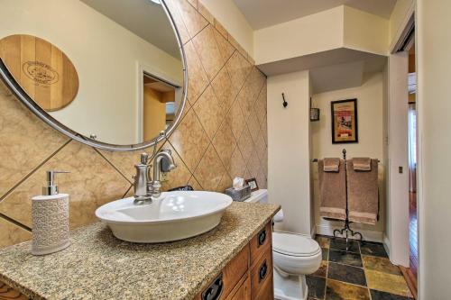 Historic Farmhouse Wine Escape Walk to Katy Trail - main image