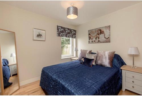 Uptown 2 Bed Apartment, , Edinburgh and the Lothians