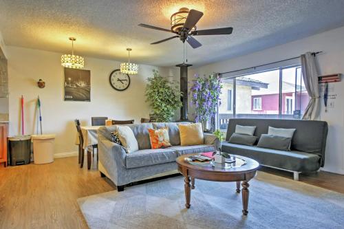 3 Mi To Dtwn Dining! Long Beach Condo W/ Balcony - 다우니