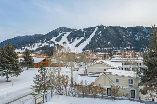 Miller Park Lodge - image 6