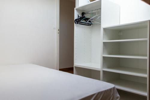 Bright apt near PARIS