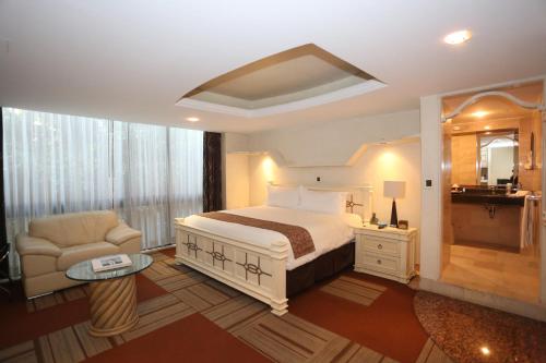 room detail thumbnail 0