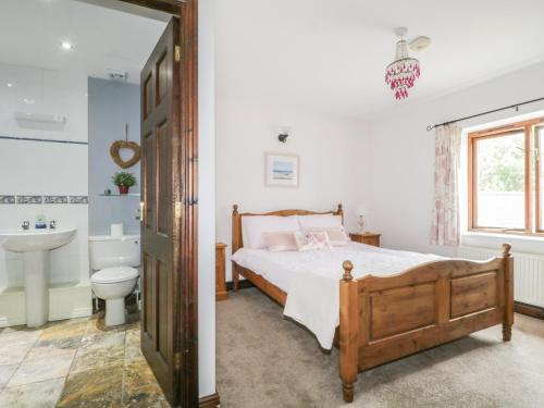 Stonegarth Cottage Penrith - image 3