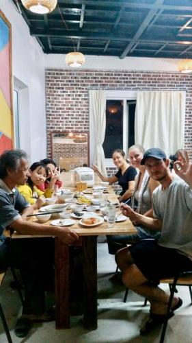 Domik Homestay - Cat Ba in Cat Ba Island