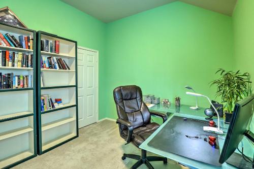 Pet-Friendly Home Near Ft Worth Stockyards - image 5