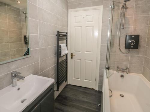 Bobbin Mill Cottage Kendal - image 3