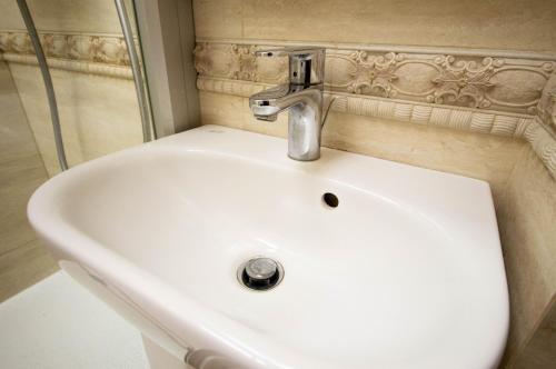 Kyiv 2Rooms Classic VIP Apartment