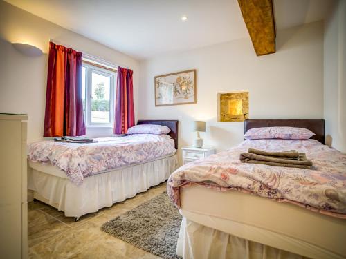 Top Barn CHIPPING NORTON - image 13