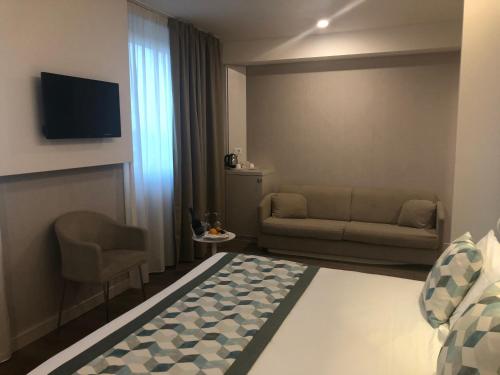 Ark Hotel Room Type - Suite