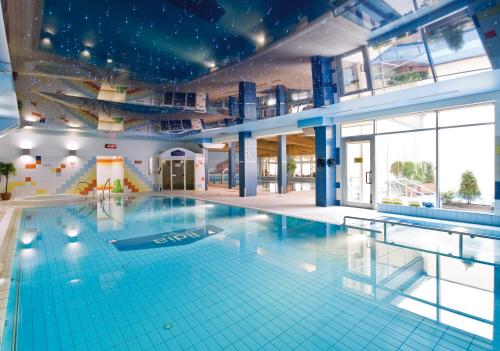 Swimmingpool, Hotel Lidia Spa & Wellness in Darlowo