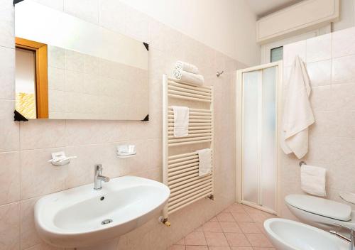 Hotel Petrarca - image 11