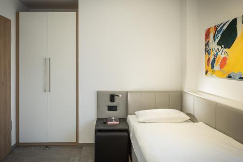 Home & Work 3.6km von Bocklemünd entfernt