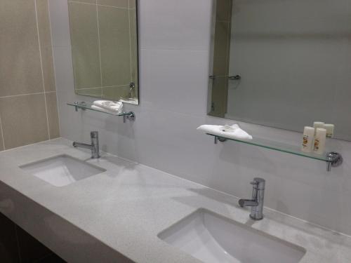 Best Western Casula Motor Inn - image 12