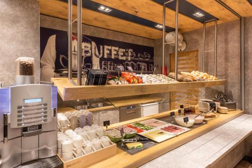 ibis budget Bern Expo - image 7