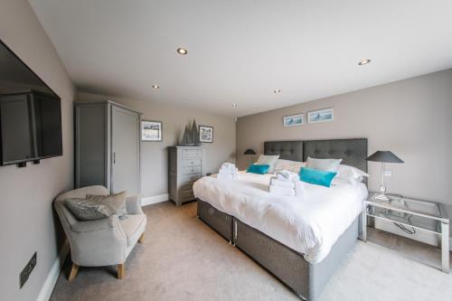 Carus House @ Carus Green - main image