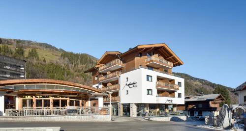mer. 8 juil. 2020 - plus de dates. 10:00. Plus de Neukirchen am Grovenediger | Neukirchen | Nationalpark Hohe Tauern | Salzburgerland. Stoiznergasse 3 Mit dem E-Bike in unsere traumhaften Tler - comunidadelectronica.com