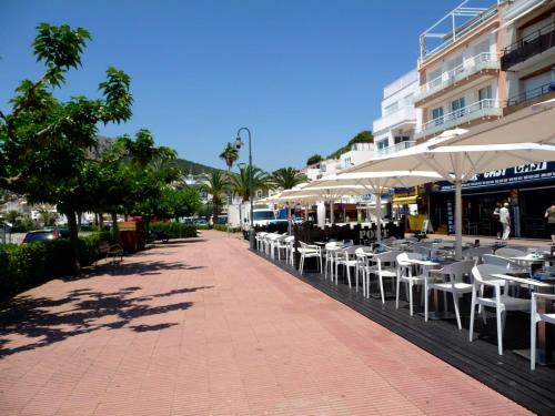 餐廳, Ground floor apartment in Centre of Torroella De Montgri in 托羅埃利亞