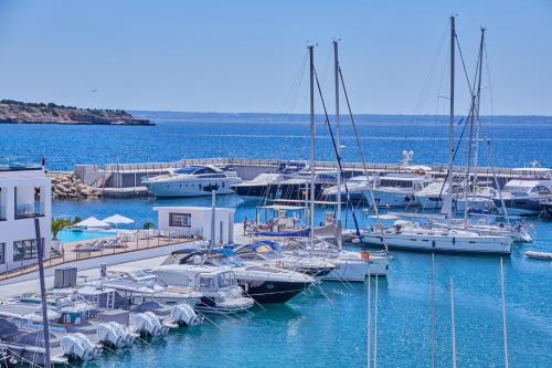 Calanova Sports Residence