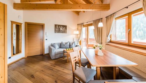Residence Sovara - Accommodation - Santa Cristina in Val Gardena
