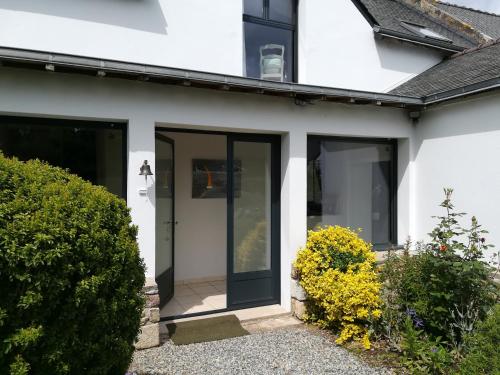 Exterior view, Ty Coz Breizh Chambres d'hotes in Guidel