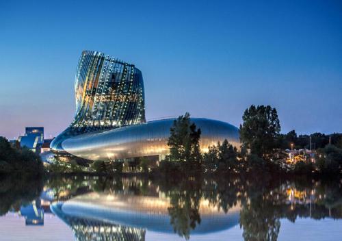 Studio Chartrons - Tram et Cité du Vin à pied, Bordeaux (photo 7)