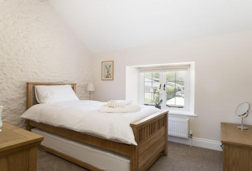Alysas Cottage - image 12