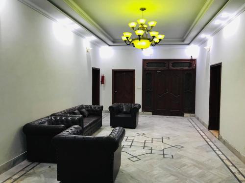 Facilities, Hotel Serena Palace in Multan