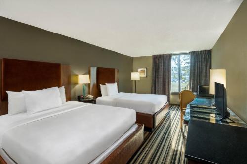 Travelodge by Wyndham Memphis