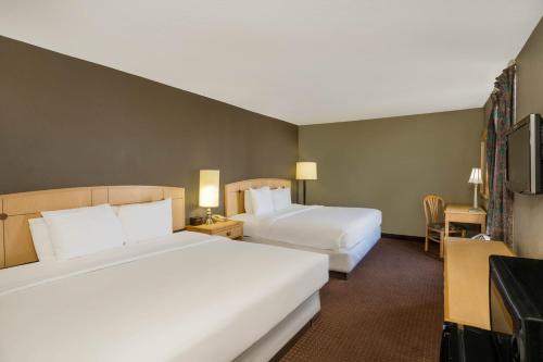 Travelodge by Wyndham Memphis