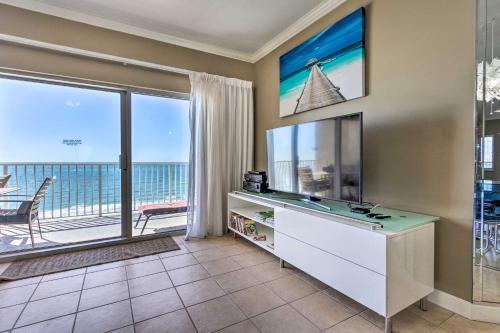 . Mod Condo with Gulf View and Pool at Coral Reef Resort