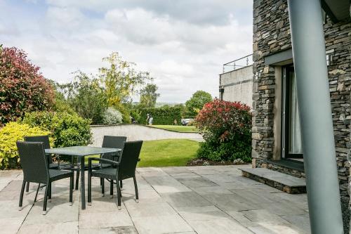 Golf Apartment @ Carus Green - image 9