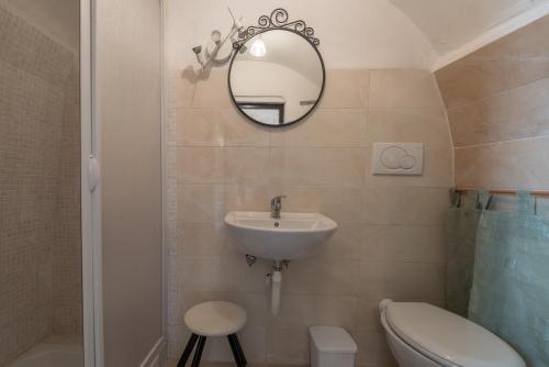 Bathroom, White Stone Flats & Studios in Ostuni