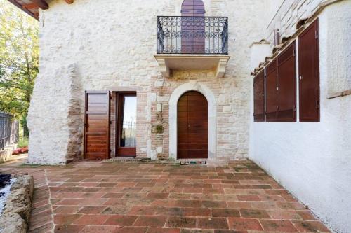  Authentic Villa Surrounded by Nature in Terni