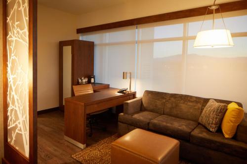 Hyatt Place Las Vegas at Silverton Village, Las Vegas (photo 7)