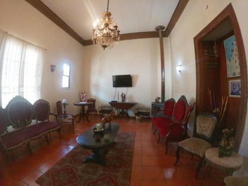 Hotel Escorial - صورة 4