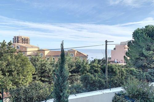 Great studio with a sea view and parking in 400 meters from Monaco