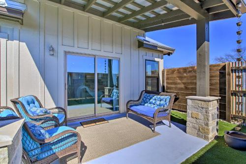 303 Wine Down Hill Country Home 1Mi to Winery! - main image
