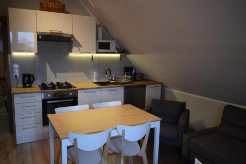 Apartment image 10