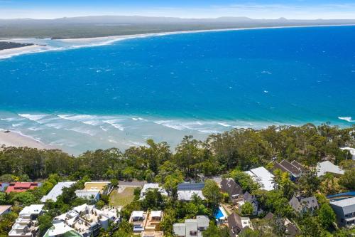 Hidden Treasure, Little Cove