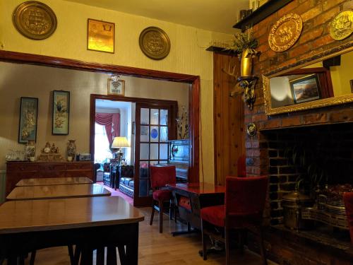 The New Guilderoy Hotel - image 14