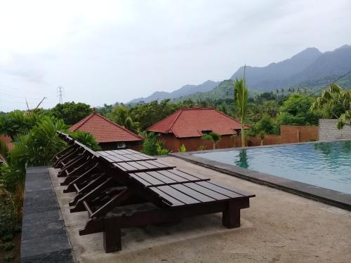 Eliska Sari Bungalows Sumberkima