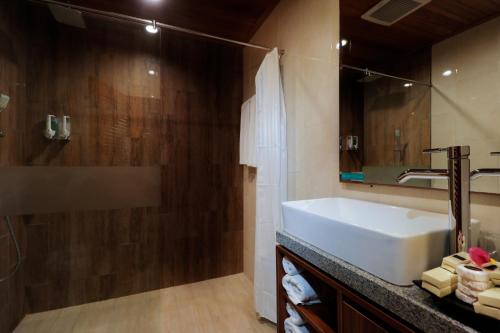 Wina Holiday Villa