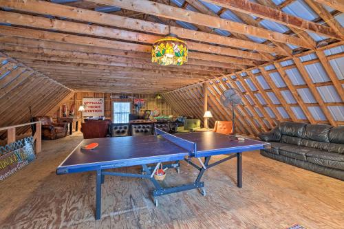 Alderbrook Lodge in Bolton with Private Lake! - image 5