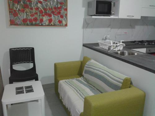 Mgarr Waterfront Cosy Apartment 2 by Ghajnsielem Gozo