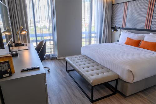 room detail thumbnail 0