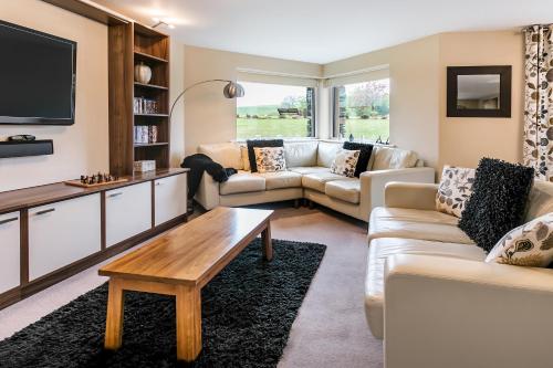 Golf Apartment @ Carus Green - image 8