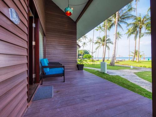 設施, 媚陽沙麗度假村 (Mayang Sari Beach Resort) in 拉古窪
